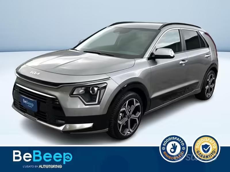 Usata Kia Niro Style 140 CV (102 kW) 2022 Grigio metallizzato SUV
