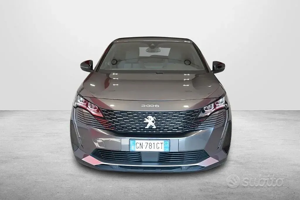 Usata Peugeot 3008 Allure 131 CV (96 kW) 2023 Grigio SUV