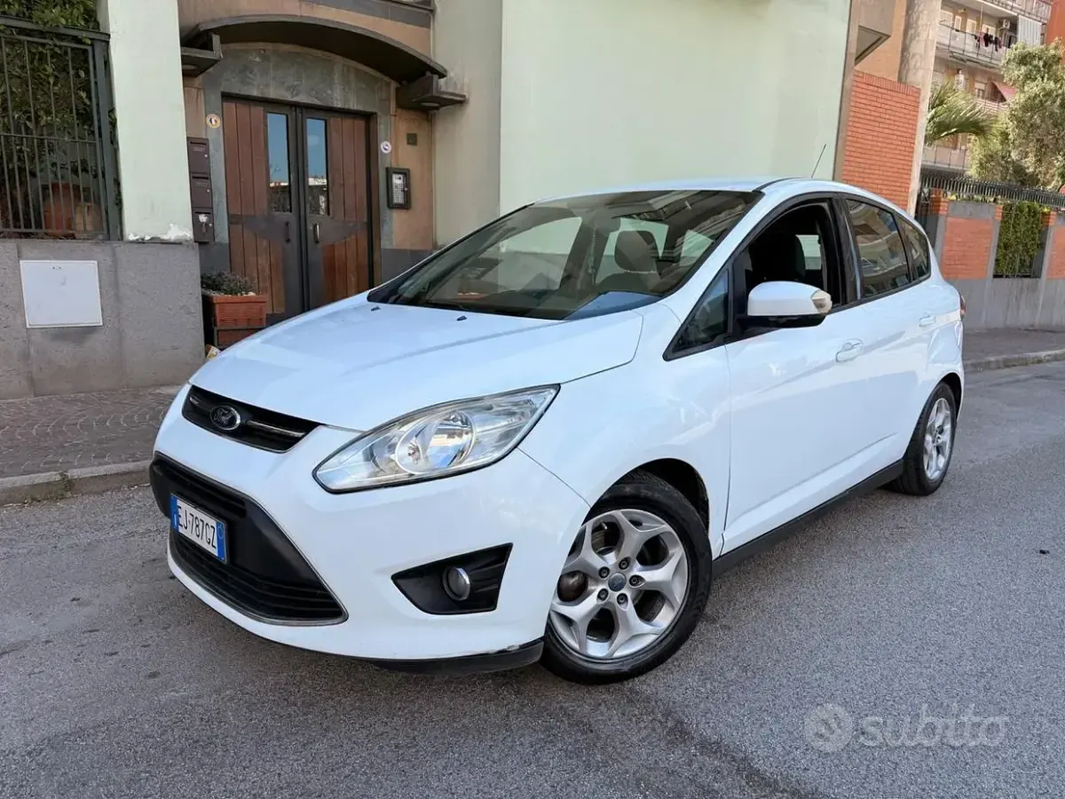 Usata Ford C-MAX Titanium 115 CV (84 kW) 2012 Bianco Monovolume