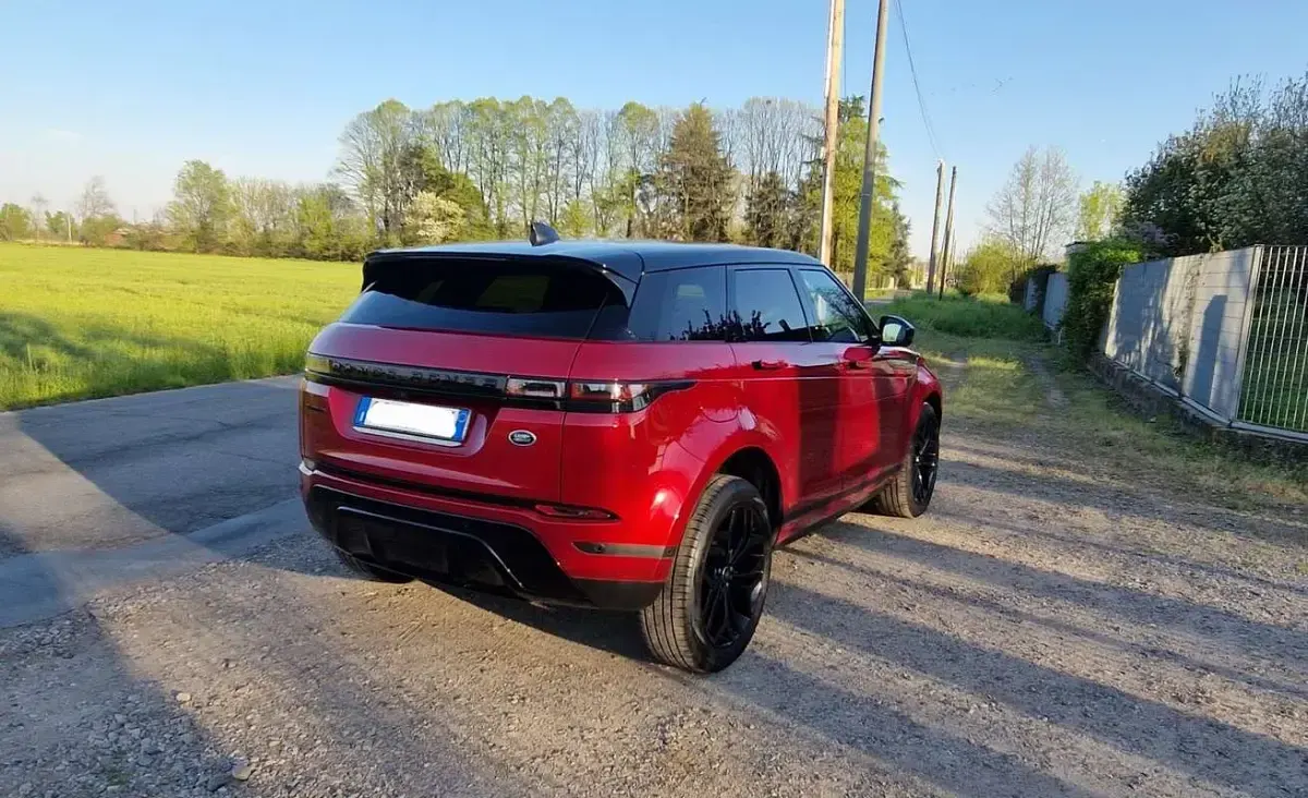 Usata Land Rover Range Rover evoque SE Dynamic 204 CV (150 kW) 2021 Rosso SUV