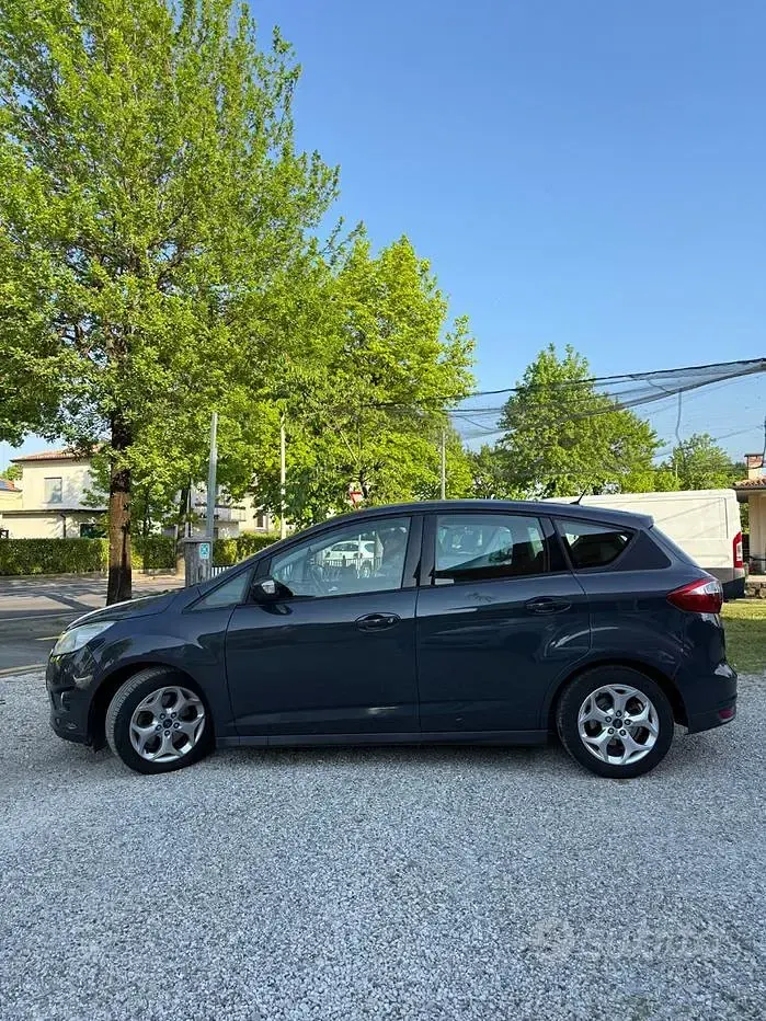 Usata Ford C-MAX 115 CV (84 kW) 2012 Grigio Monovolume