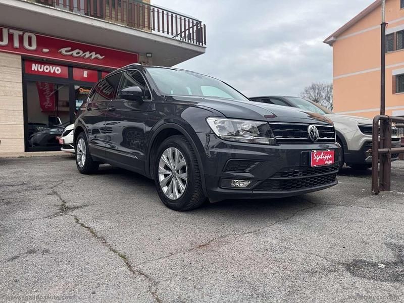 Usata VW Tiguan Business 150 CV (110 kW) 2018 Grigio SUV
