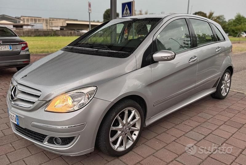 Usata Mercedes B170 116 CV (85 kW) 2005 Monovolume