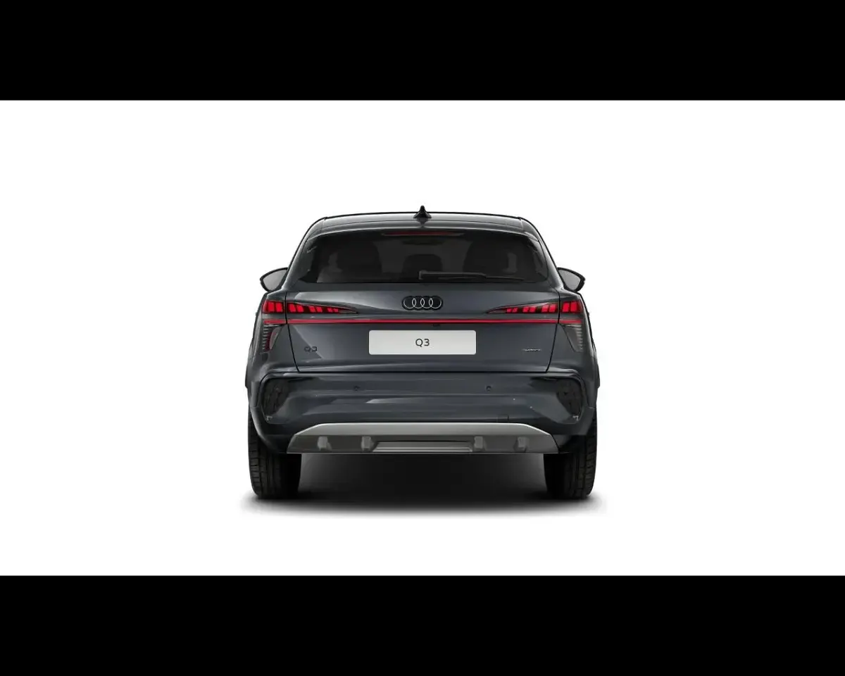 Nuova Audi Q3 Sportback Advanced 204 CV (150 kW) 2026 Grigio SUV