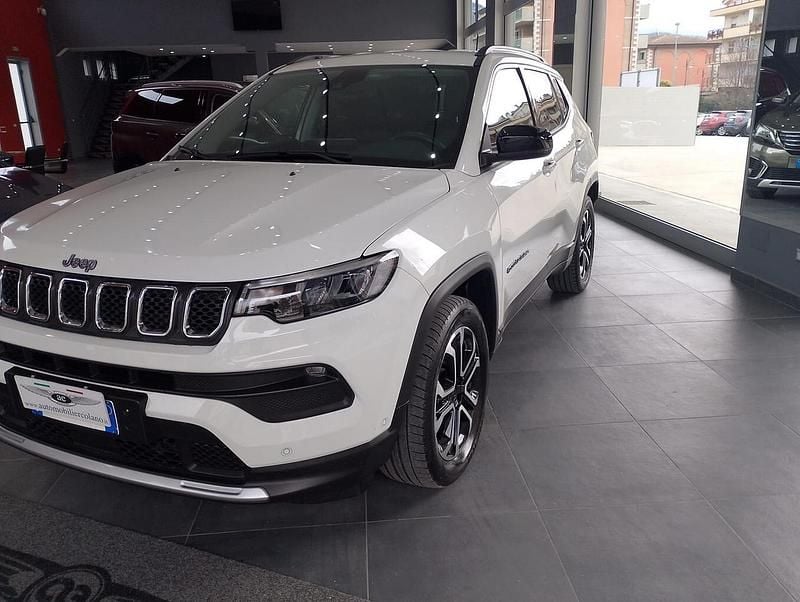 Usata Jeep Compass Limited 179 CV (131 kW) 2022 Bianco SUV