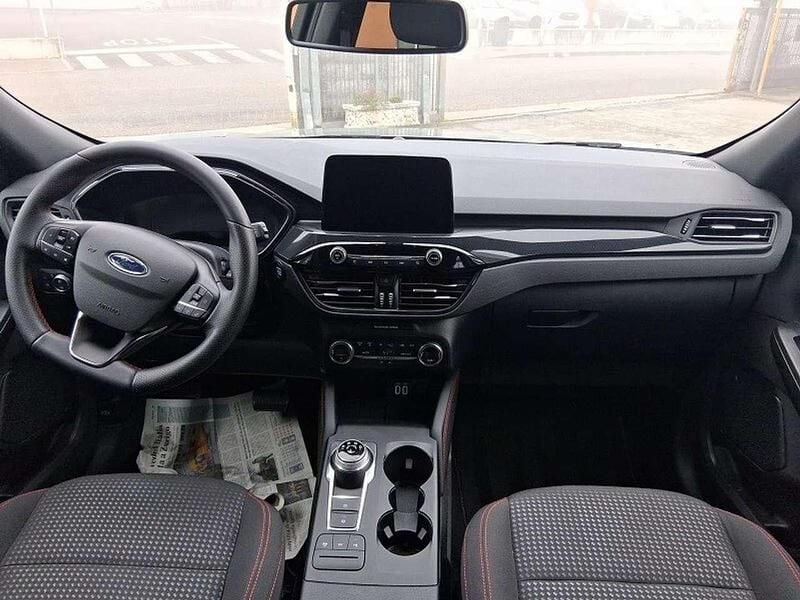 Usata Ford Kuga ST-Line 152 CV (111 kW) 2021 Grigio SUV