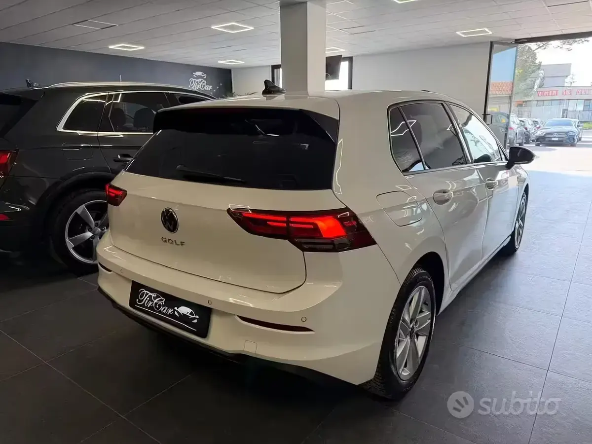 Usata VW Golf VIII Style 116 CV (85 kW) 2021 Bianco Berlina