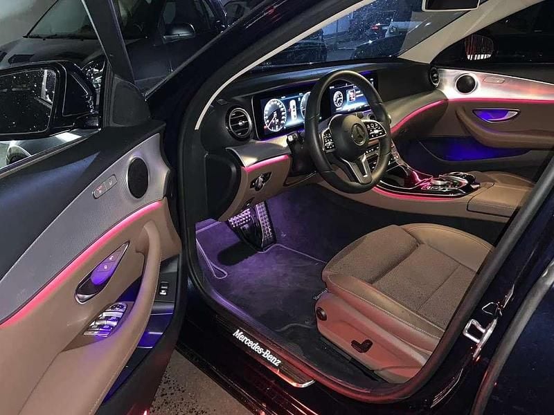 Usata Mercedes E200 Business 160 CV (117 kW) 2019 Blu/azzurro Berlina