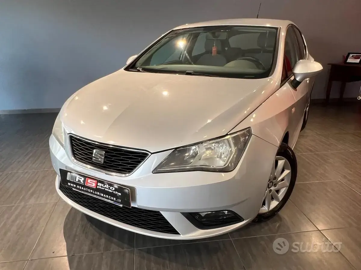 Usata Seat Ibiza Style 75 CV (55 kW) 2014 Grigio Berlina