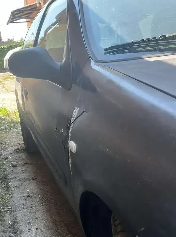 Usata Renault Clio II 58 CV (42 kW) 2004 Berlina