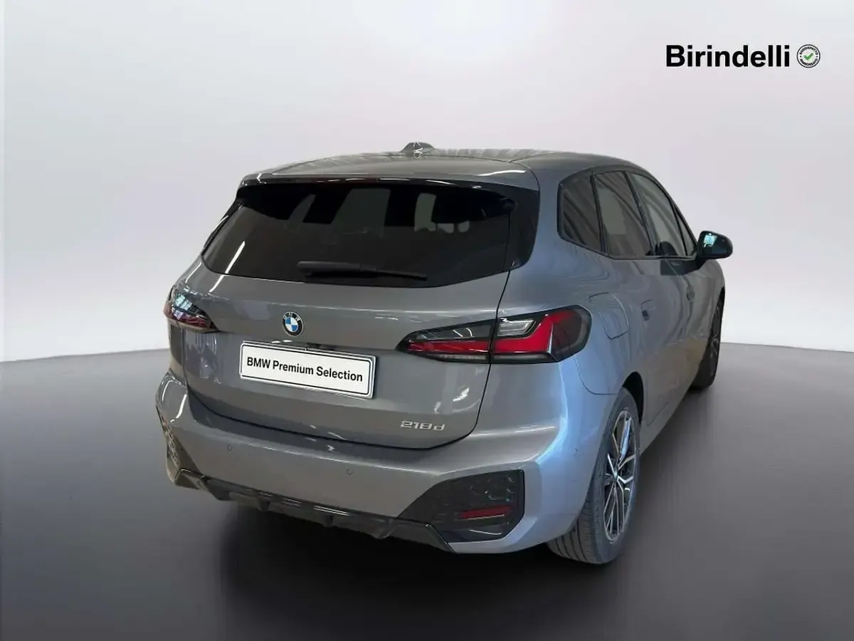 Usata BMW 218 Active Tourer Comfort Edition 150 CV (110 kW) 2023 Skyscraper grey metallic Monovolume