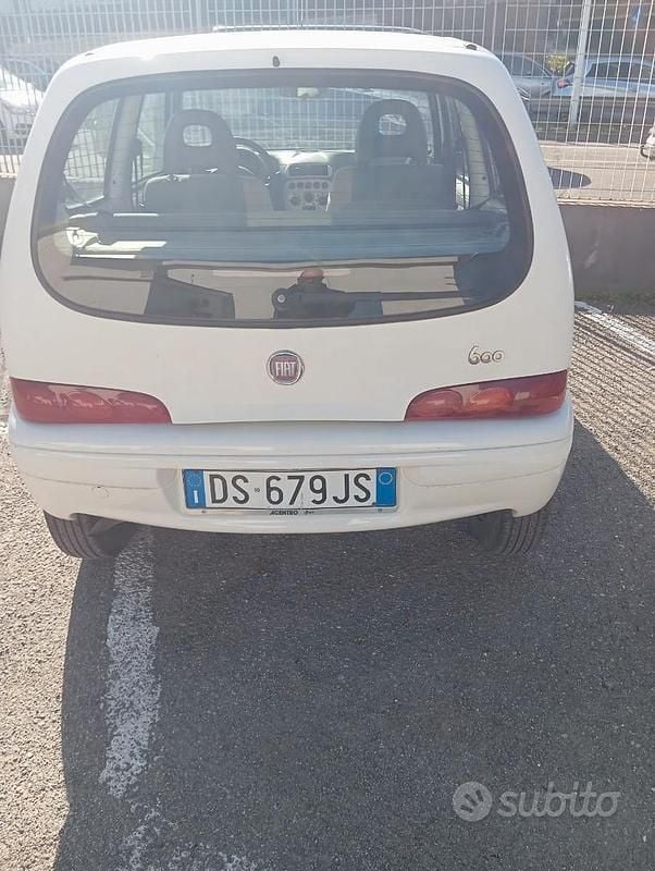 Usata Fiat 600 54 CV (39 kW) 2009 Bianco Utilitaria