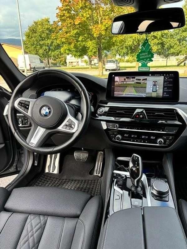 Grigio Usata 2024 BMW 530 Station wagon | 50.000 € (Buon prezzo) - Immagine 1/4
