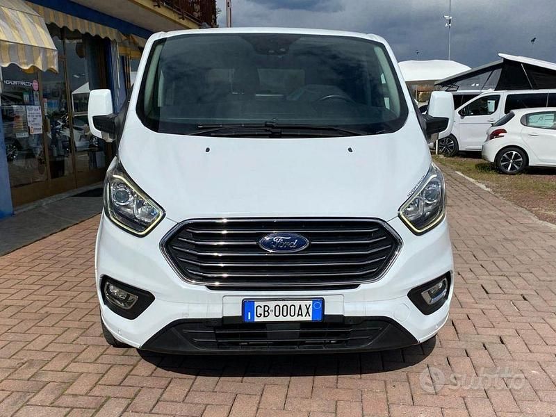 Usata Ford Tourneo Titanium 131 CV (96 kW) 2020 Bianco Monovolume