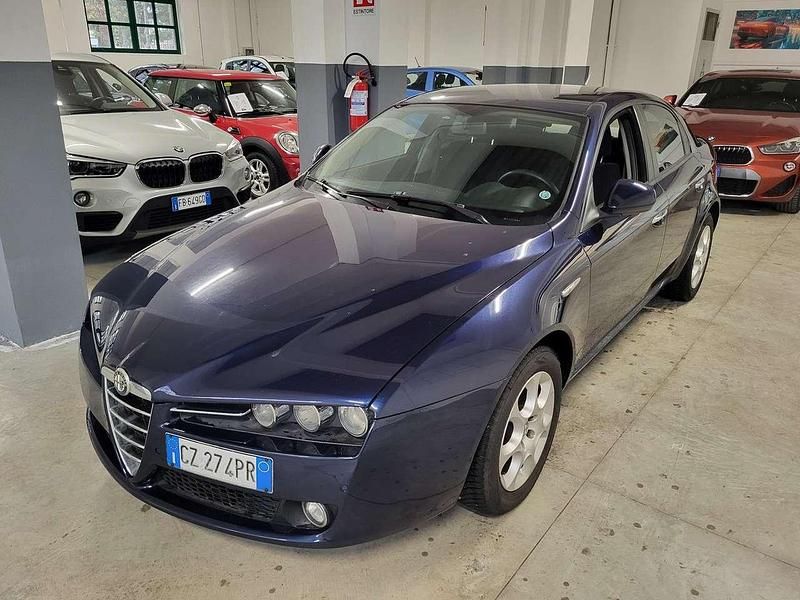 Blu Usata 2006 Alfa Romeo 159 Distinctive Tre volumi | 6890 € (Molto cara) - Immagine 1/4