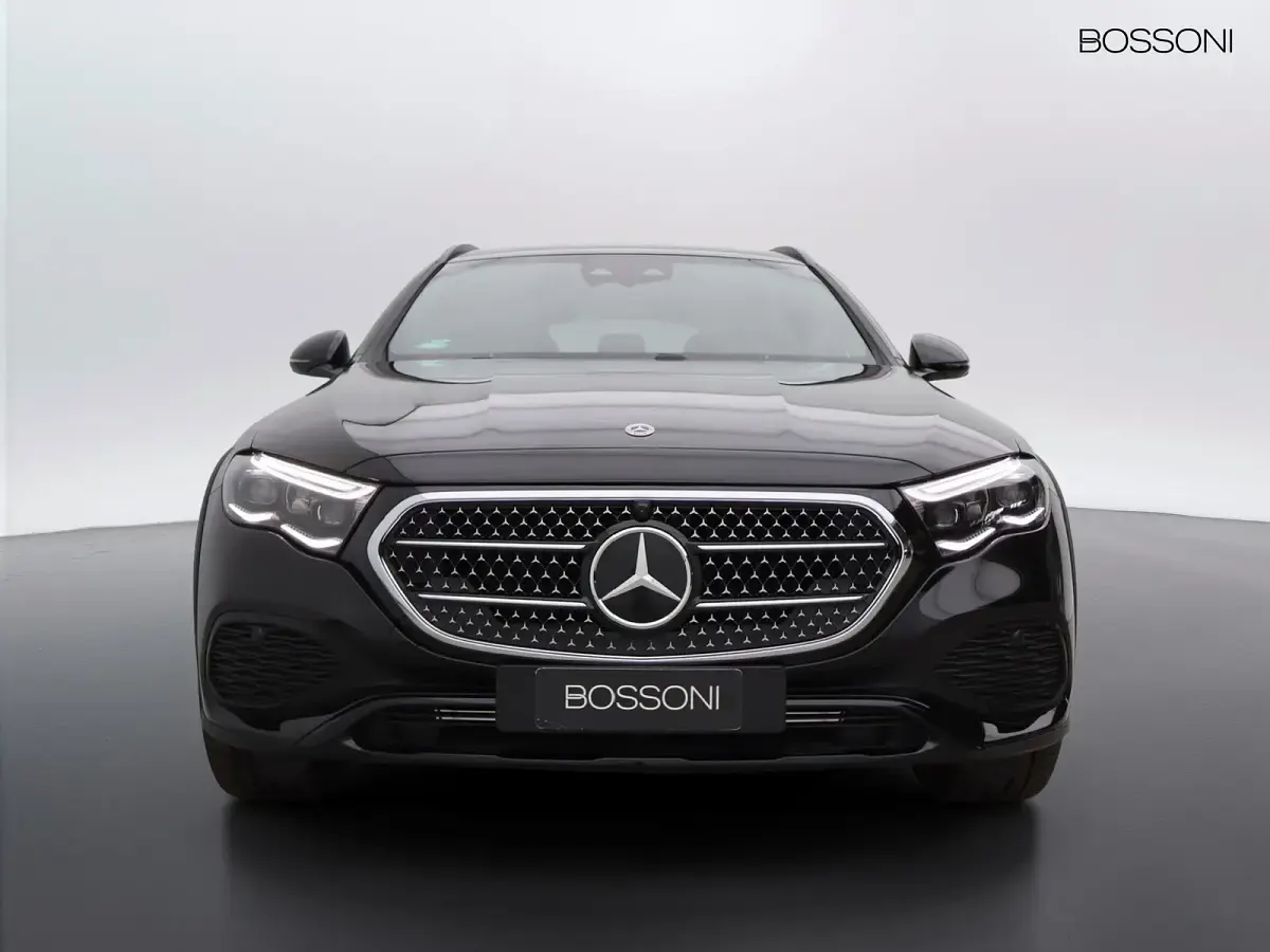 Nuova Mercedes 300 Premium 313 CV (230 kW) 2026 Nero Station wagon