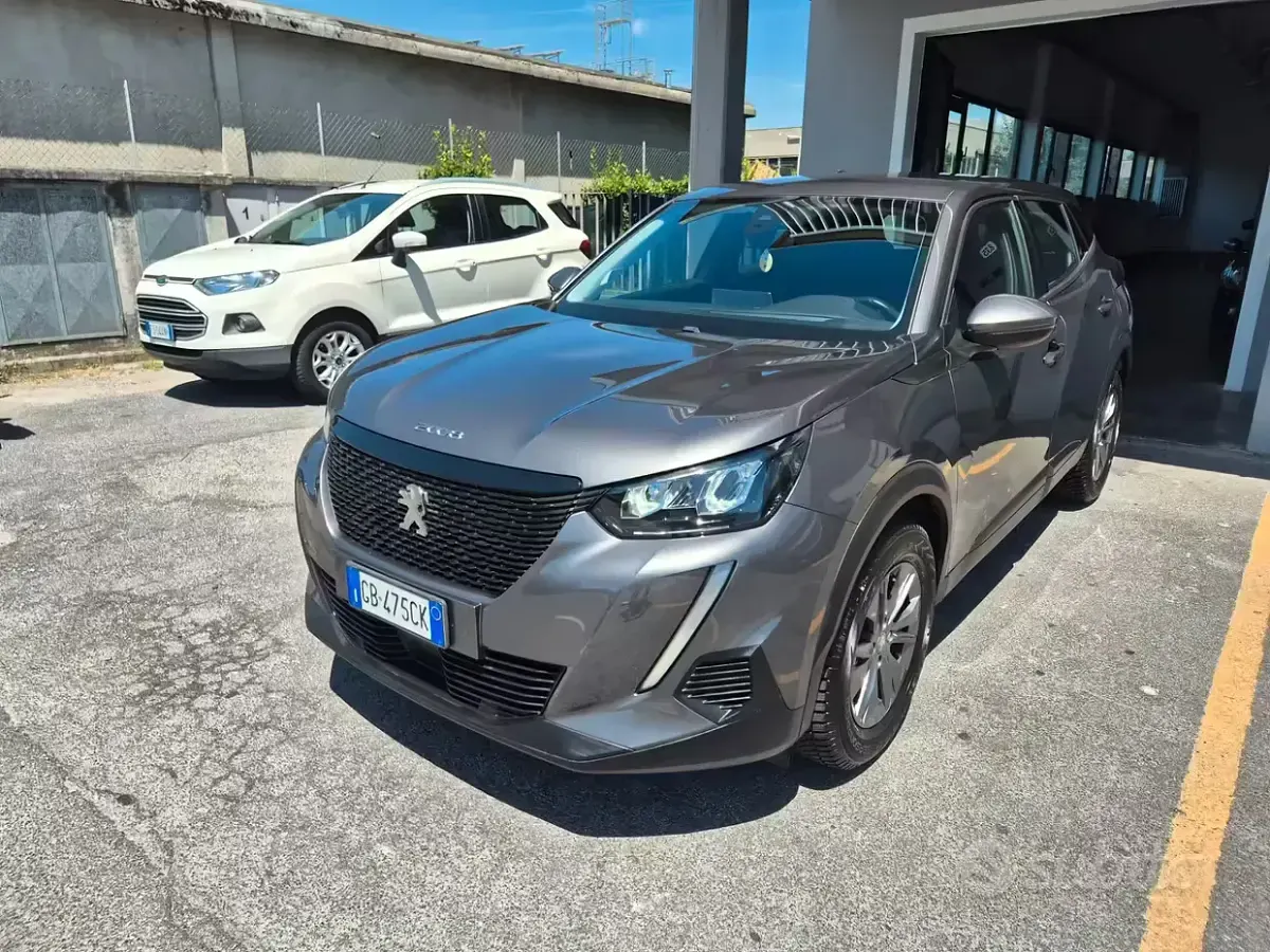 Usata Peugeot 2008 Allure 131 CV (96 kW) 2020 Grigio SUV