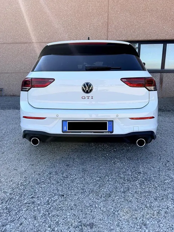 Usata VW Golf VIII GTI 245 CV (180 kW) 2023 Bianco Berlina