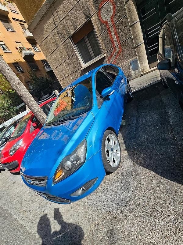 Usata Ford Focus Titanium 136 CV (100 kW) 2008 Blu Berlina