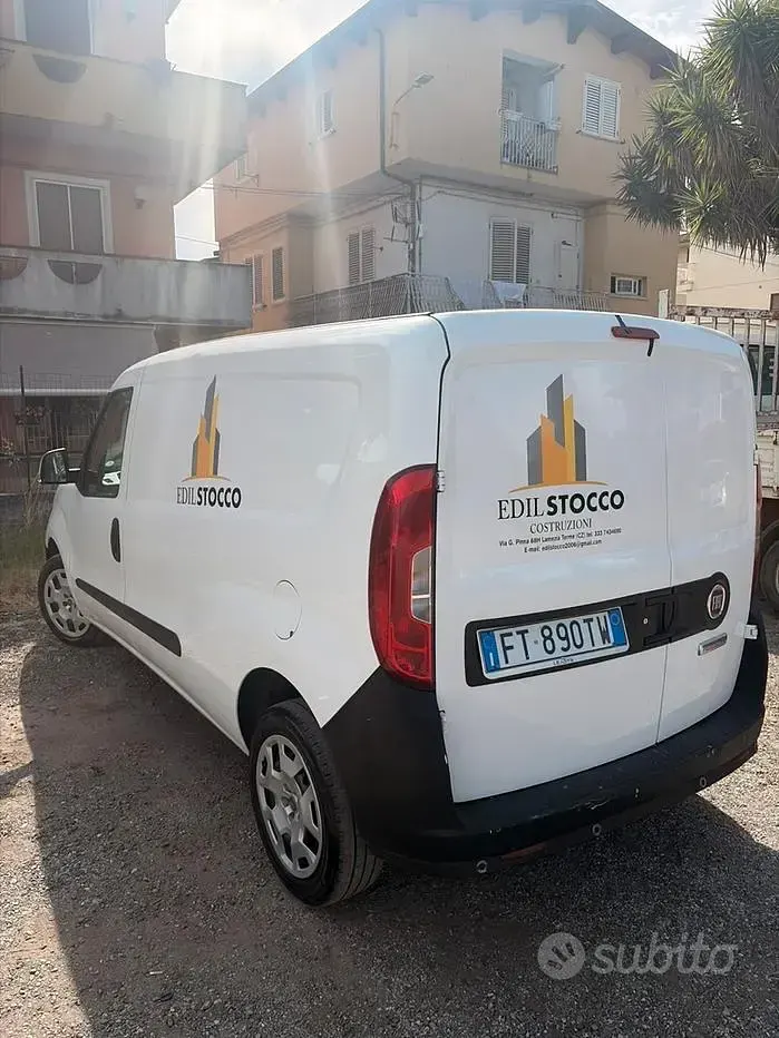 Usata Fiat Doblò 95 CV (69 kW) 2019 Bianco Monovolume