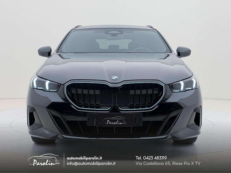 Usata BMW 540 M Sport 303 CV (222 kW) 2025 Sophisto grey Station wagon