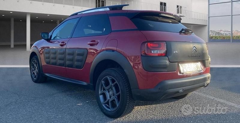 Usata Citroën C4 82 CV (60 kW) 2016 Rosso SUV