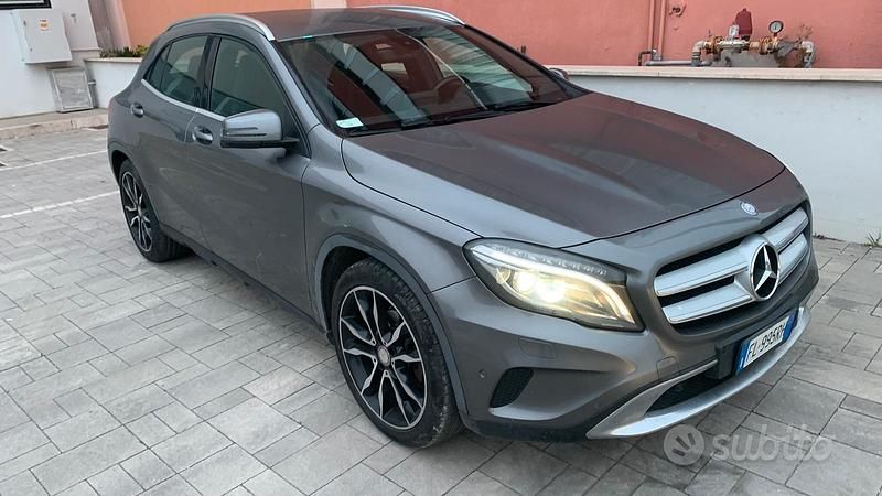 Usata Mercedes GLA180 2016 Grigio SUV