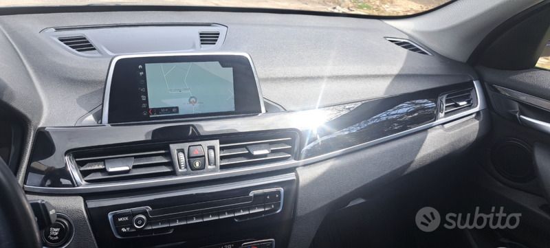 Grigio Usata 2018 BMW X1 SUV | 20.000 € (Cara) - Immagine 1/4