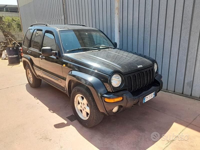 Usata Jeep Cherokee 2004 SUV