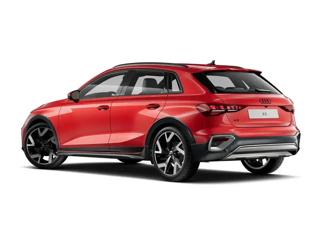 Nuova Audi A3 e-tron 150 CV (110 kW) 2026 Rosso progressivo metallizzato Utilitaria