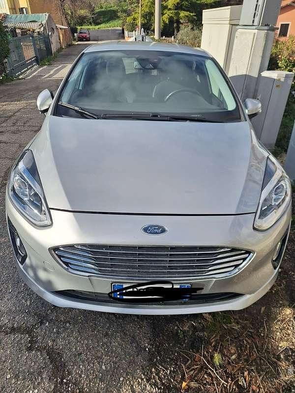 Usata Ford Fiesta Titanium 86 CV (63 kW) 2018 Argento Utilitaria