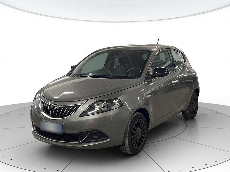 Grigio Usata 2021 Lancia Ypsilon Silver Due volumi | 11.500 € (Buon prezzo) - Immagine 1/4