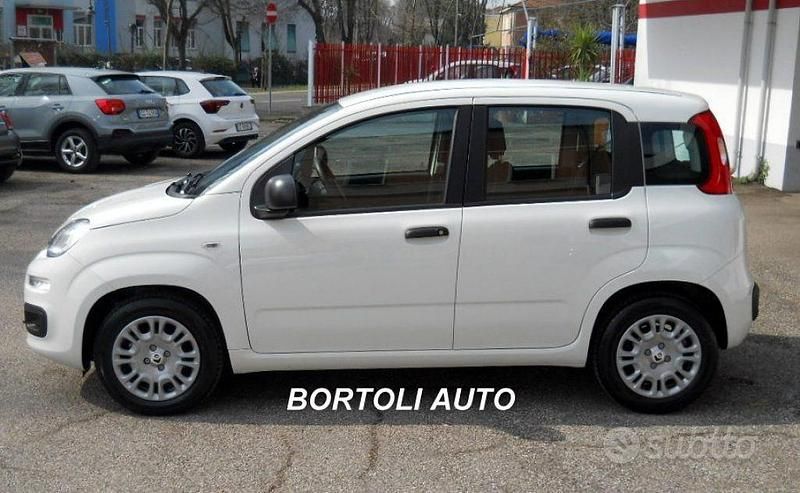 Nuova Fiat Panda 2025 Bianco Utilitaria