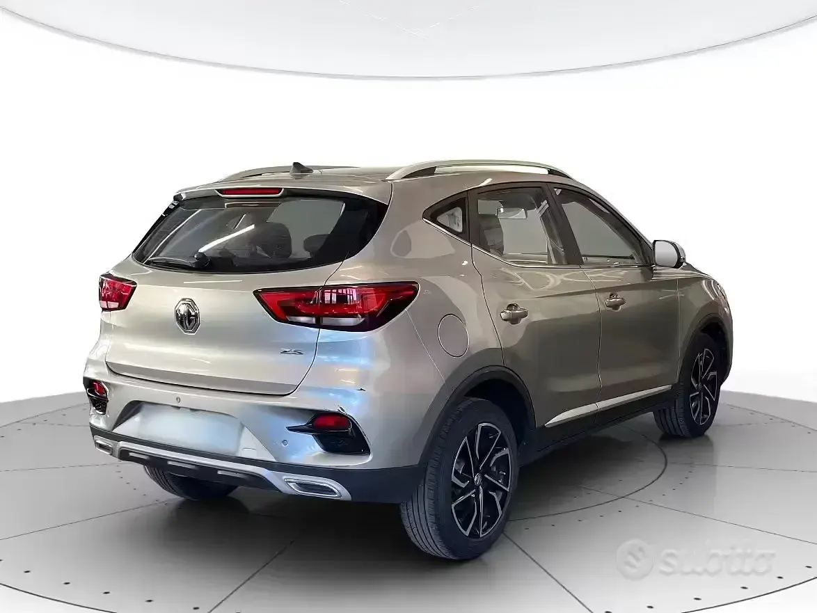 Usata MG ZS Luxury 2024 Grigio SUV