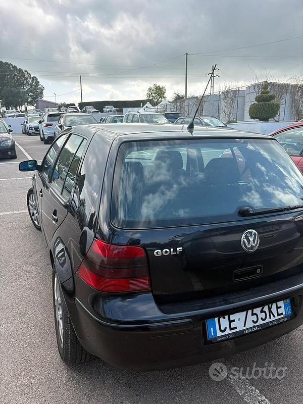 Usata VW Golf IV Pro 130 CV (95 kW) 2003 Nero Berlina
