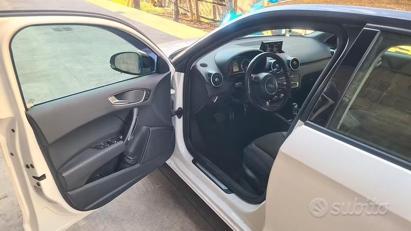 Usata Audi A1 90 CV (66 kW) 2015 Bianco Utilitaria