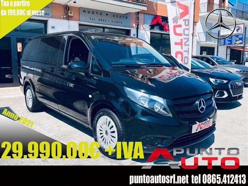 Nero metallizzato Usata 2021 Mercedes Vito Monovolume | 29.999 € (Molto cara) - Immagine 1/4