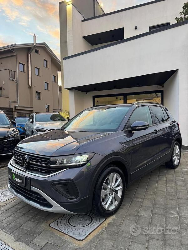 Usata VW T-Cross Life 115 CV (84 kW) 2025 Nero SUV