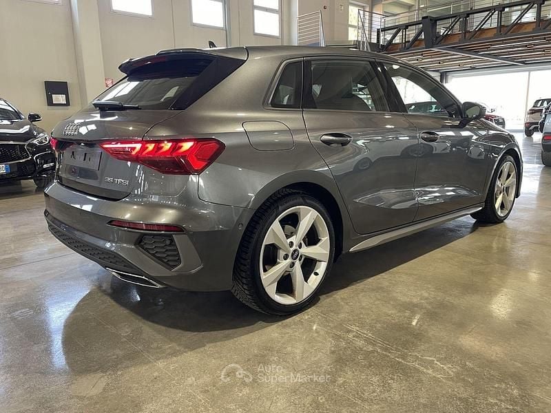 Usata Audi A3 S-Line 150 CV (110 kW) 2024 Grigio Utilitaria