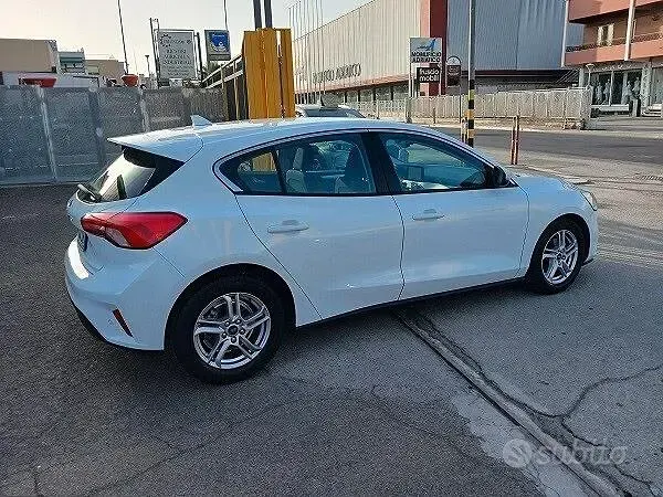 Usata Ford Focus Business Edition 120 CV (88 kW) 2018 Bianco Berlina