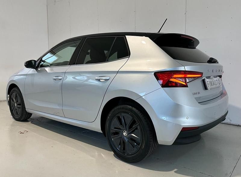 Usata Skoda Fabia Selection 95 CV (69 kW) 2024 Grigio Berlina