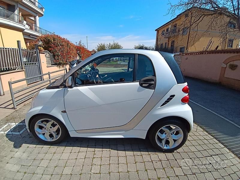 Usata Smart ForTwo Coupé 71 CV (52 kW) 2013 Bianco Coupé