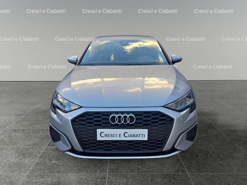 Usata Audi A3 Business 110 CV (80 kW) 2022 Argento Berlina