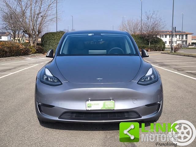 Usata Tesla Model Y Performance 392 kW (534 CV) 2023 Grigio SUV
