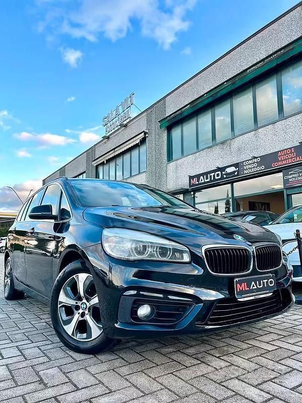 Usata BMW 216 Luxury Line 115 CV (84 kW) 2016 Nero Station wagon
