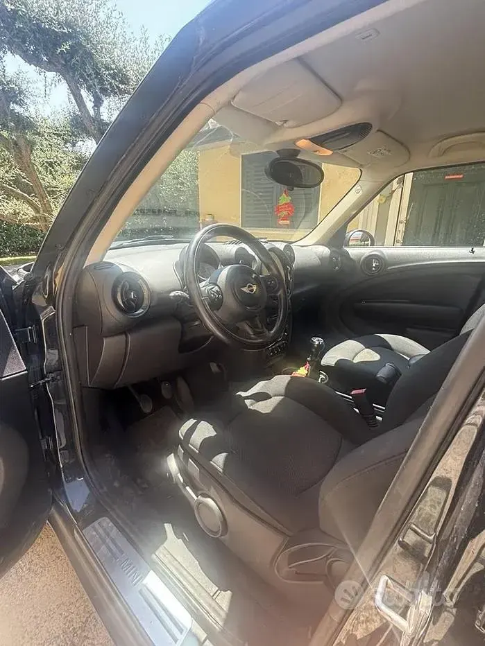 Usata Mini Cooper Countryman 111 CV (81 kW) 2015 Nero SUV