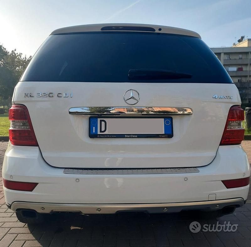 Usata Mercedes ML320 224 CV (164 kW) 2009 Bianco SUV