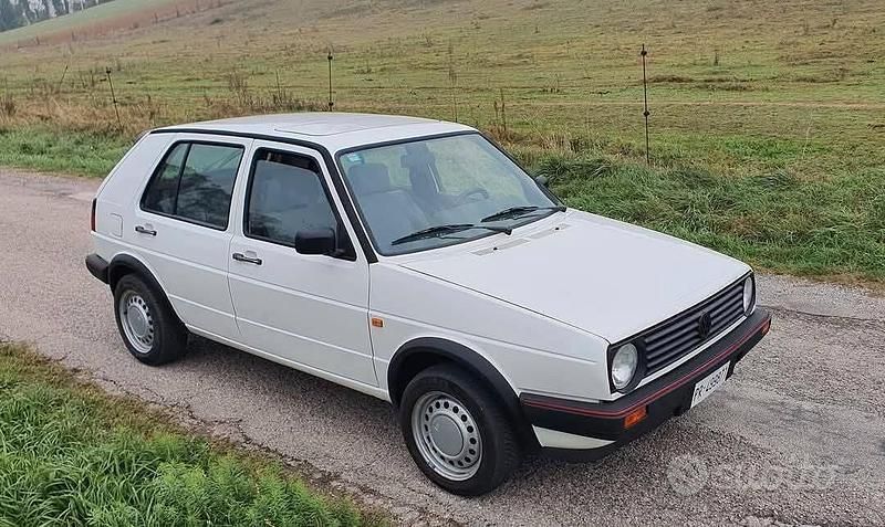Usata VW Golf II 87 CV (63 kW) 1987 Bianco Utilitaria