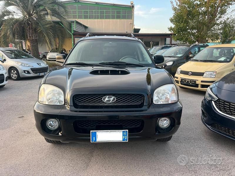 Usata Hyundai Santa Fe 113 CV (83 kW) 2002 Nero SUV