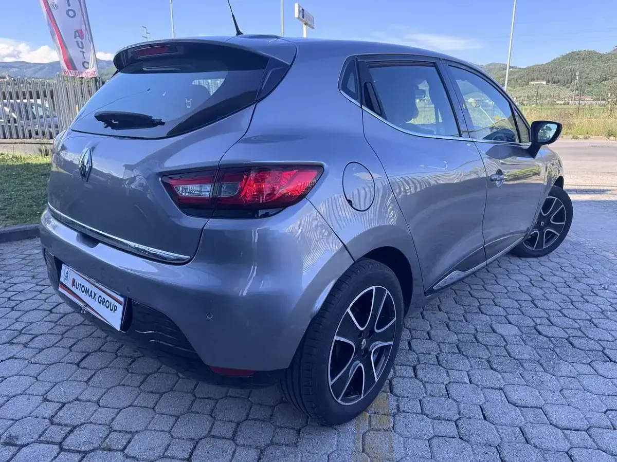 Usata Renault Clio IV Life 73 CV (53 kW) 2016 Grigio Berlina